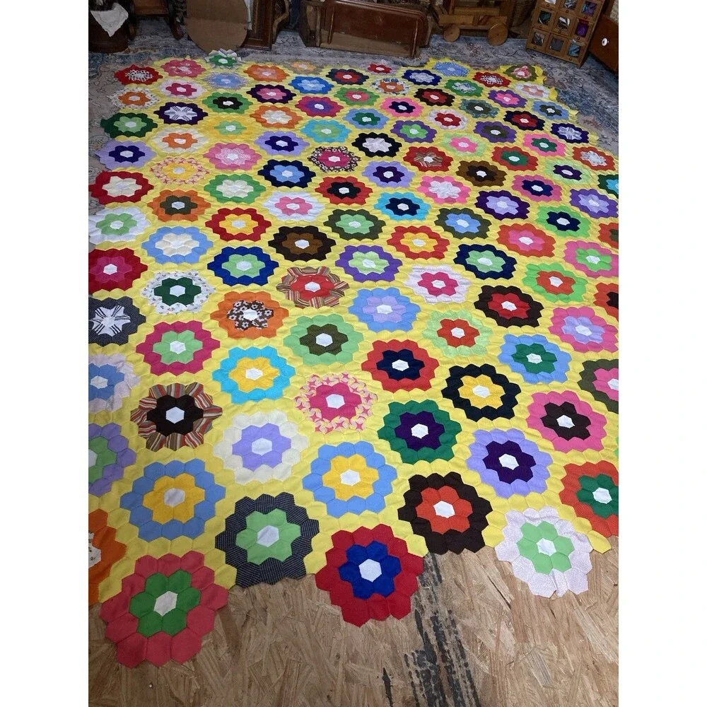 Vintage Hand Stitched Quilt Topper Grandmother's Flower Garden 95”x76”
